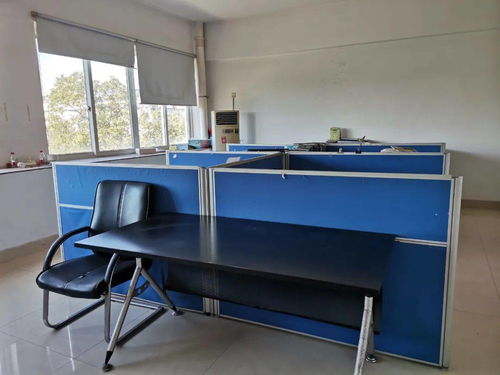 办公设备与工艺品的融合 提升办公环境的新思路